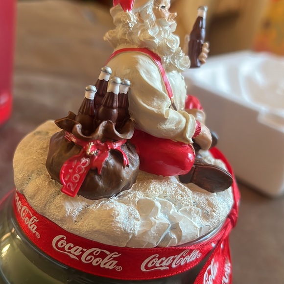 Coca-Cola 2003 Decorative Holiday Candle **NEW IN BOX** - Picture 11 of 12